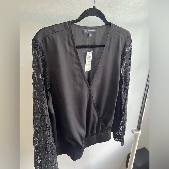 NWT INC XL Women's Lace-Sleeve Blouse - Picture 5 of 11